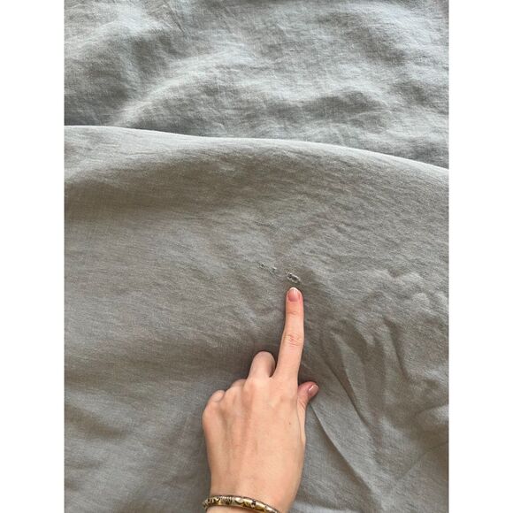 RH Stone Washed Belgian Linen King Duvet & Pillowcases - Pale Blue - Picture 5 of 7